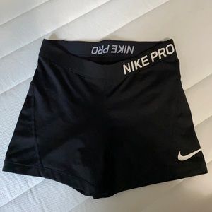 Nike pros black